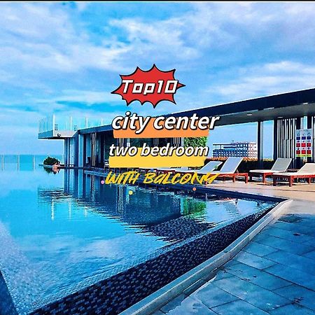 The Base Seaview Holiday Inn Pattaya Extérieur photo