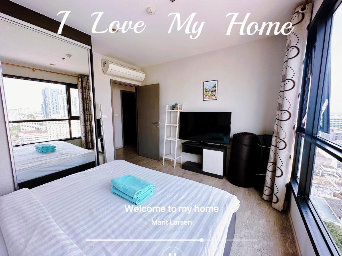 The Base Seaview Holiday Inn Pattaya Extérieur photo